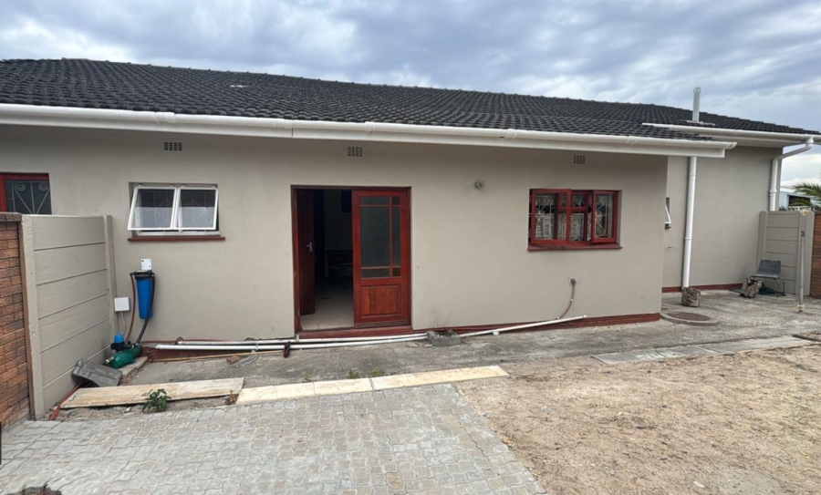 3 Bedroom Property for Sale in Belhar Western Cape